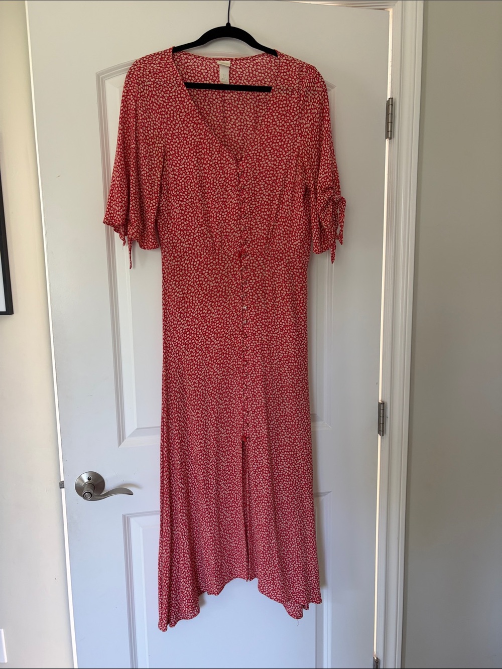 H&M Red Printed High-Low Button-Front Midi Dress